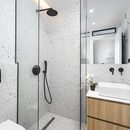 Olivia Apartment, The Luxury شقة سالونيك