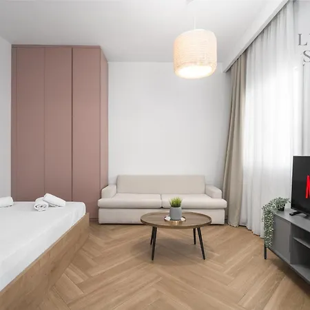 Olivia Apartment, The Luxury Διαμέρισμα